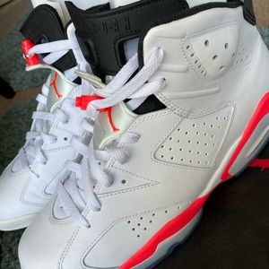 Air Jordan 6 Retro